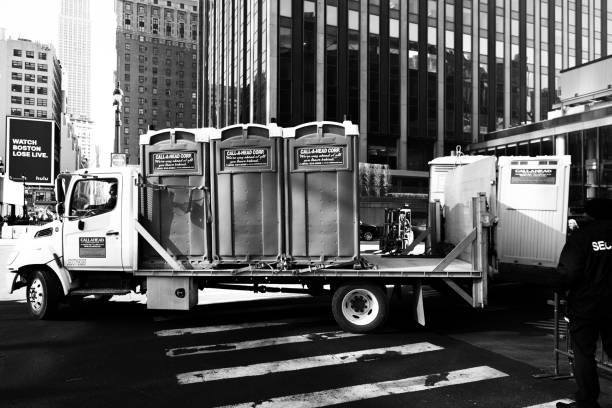 Best Portable restroom trailer rental  in Skidaway Island, GA